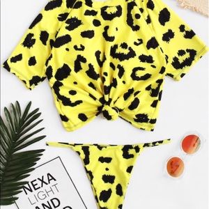 swimsuit size: small